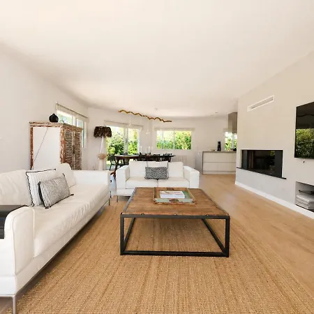 Valeria - Exceptional Location - Pool